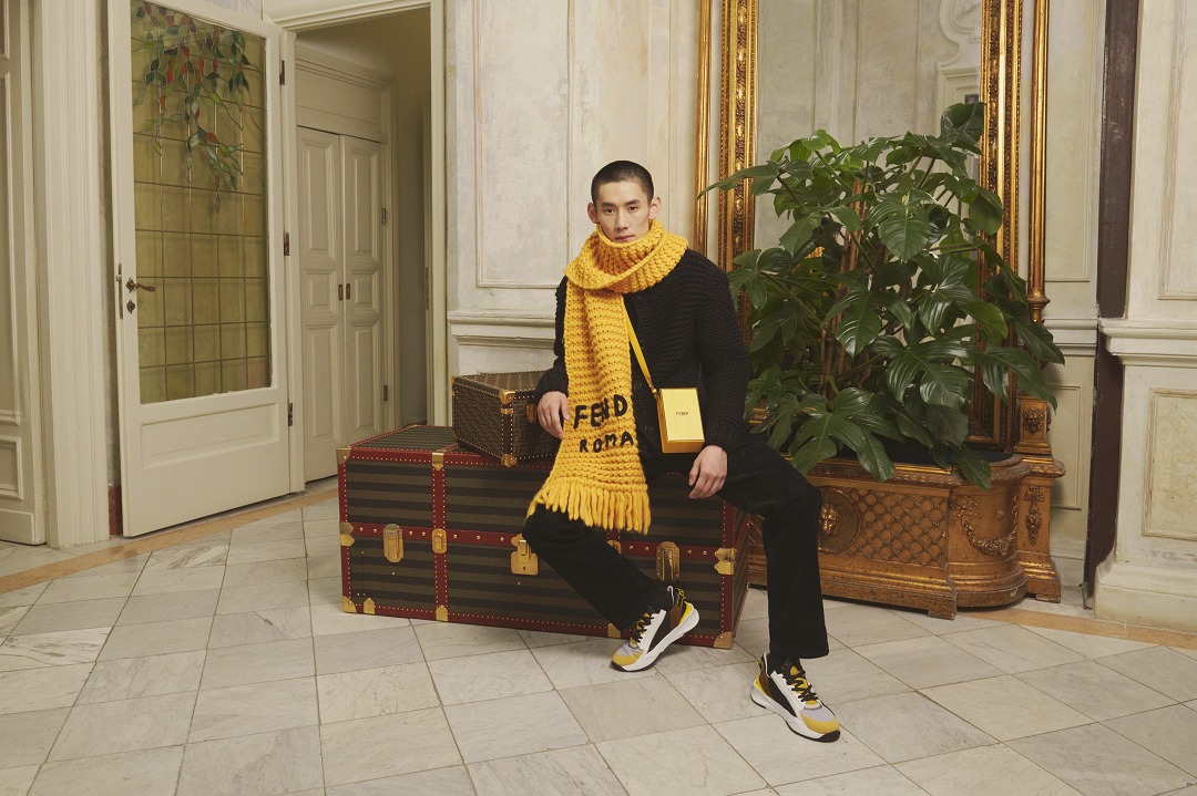 FENDI Pack Yellow Box Bag